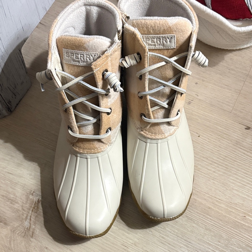 Sperry Beige and Cream Duck Boots